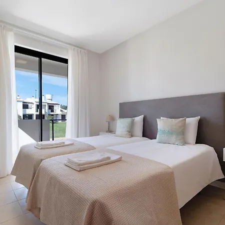Apartment And Away Luxury Golf View