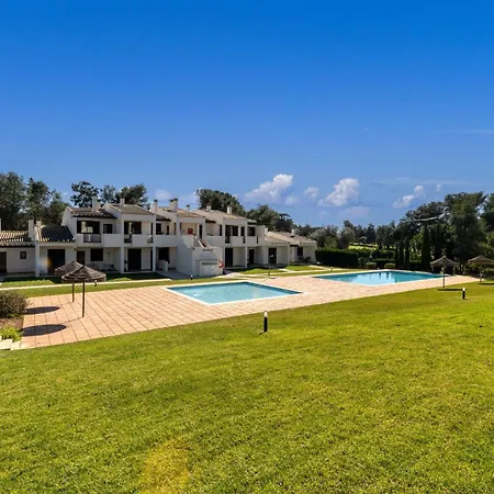 Apartman And Away Luxury Golf View